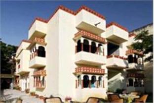 Janak Palace Hotel 2*